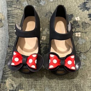 Kids Black Shoes with Minnie Mouse Red Bow